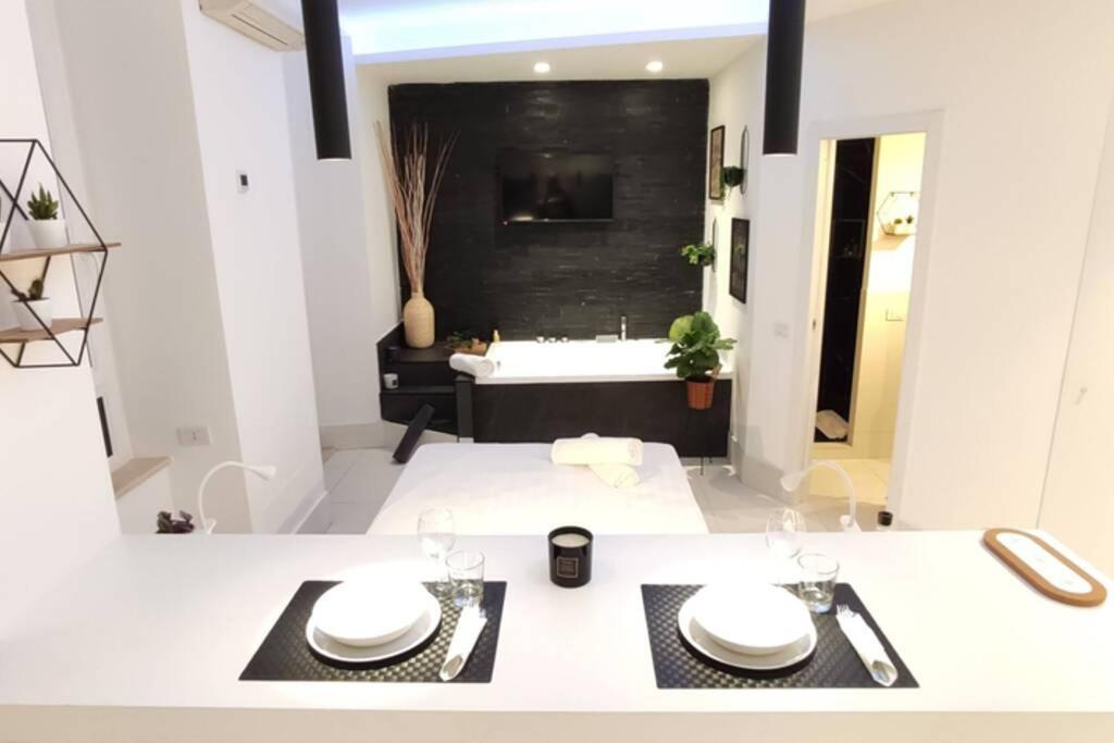 Elegante Open Space Con Vasca Idromassaggio A Trastevere Εξωτερικό φωτογραφία